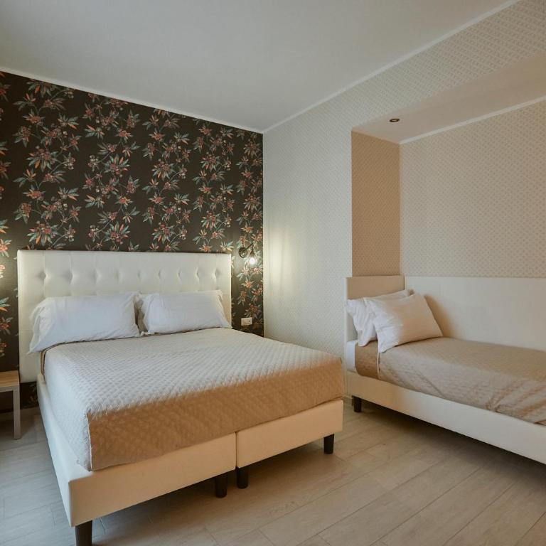 Castrichella Smart Boutique Hotel Rome Airport - Camera Tripla Deluxe - 6