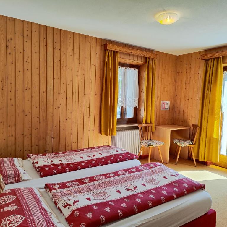Albergo Pensione Sport - Camera Doppia con Letti Singoli - 8