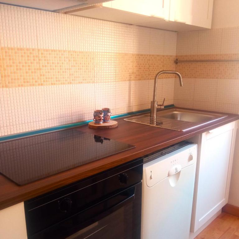 Fikus APT relax Castello Ursino - Apartment - Split Level - 13