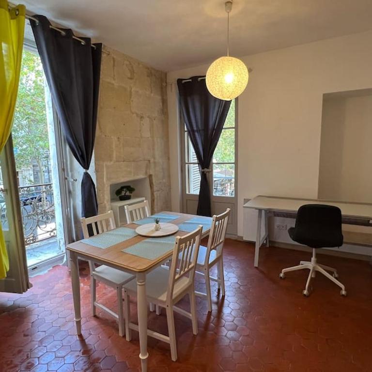 Appartement en cœur de ville Place du Forum - One-Bedroom Apartment - 50