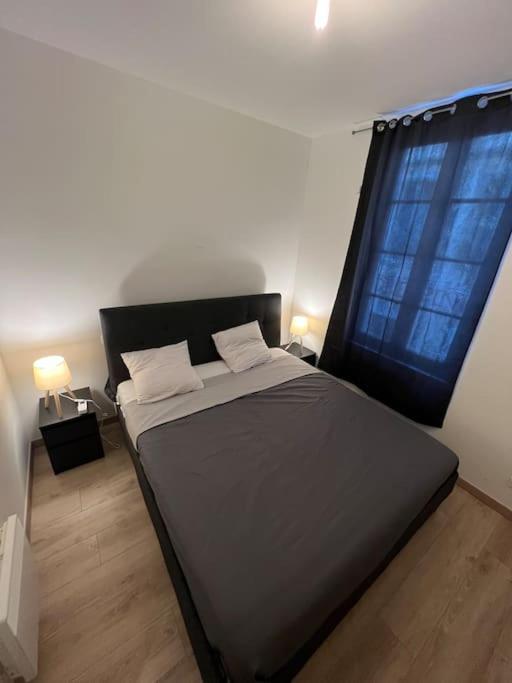 Appartement en cœur de ville Place du Forum - One-Bedroom Apartment - 58