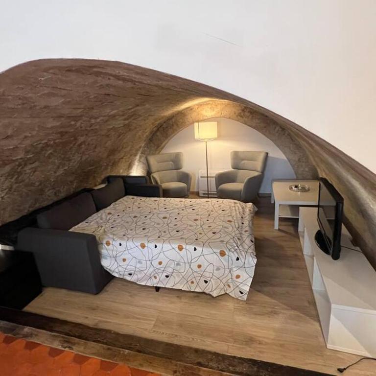 Appartement en cœur de ville Place du Forum - One-Bedroom Apartment - 71