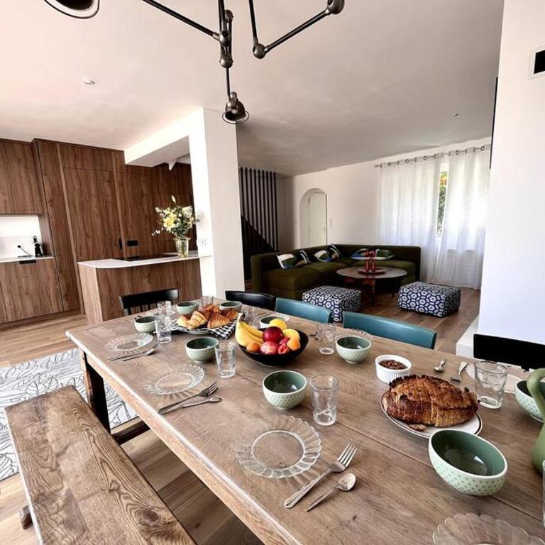 Superbe villa avec piscine à 10 min du centre - Villa - 5