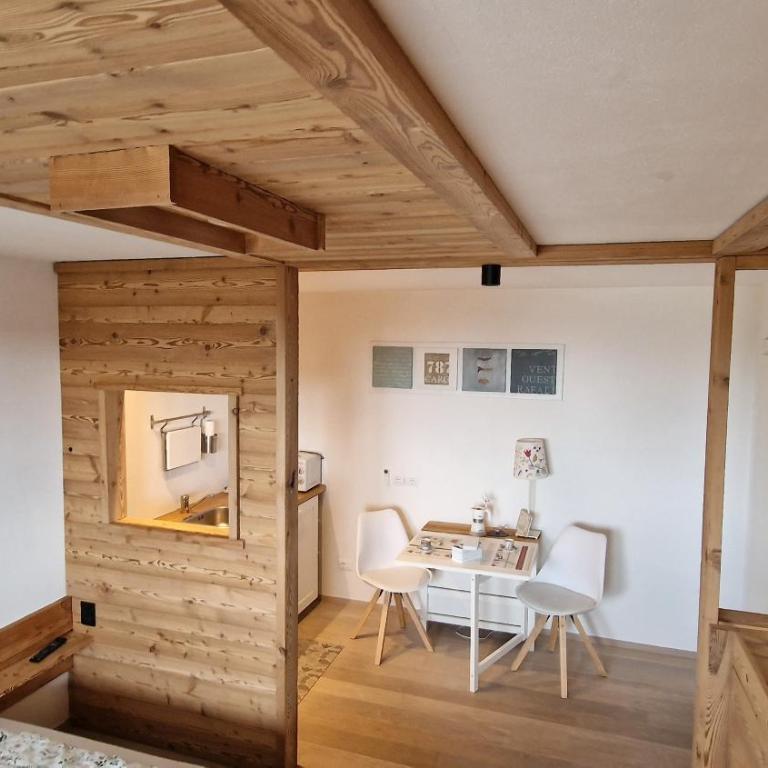 Guest House Dolomiti Mountain View Apartment - Habitación Doble con vistas a la montaña - 3