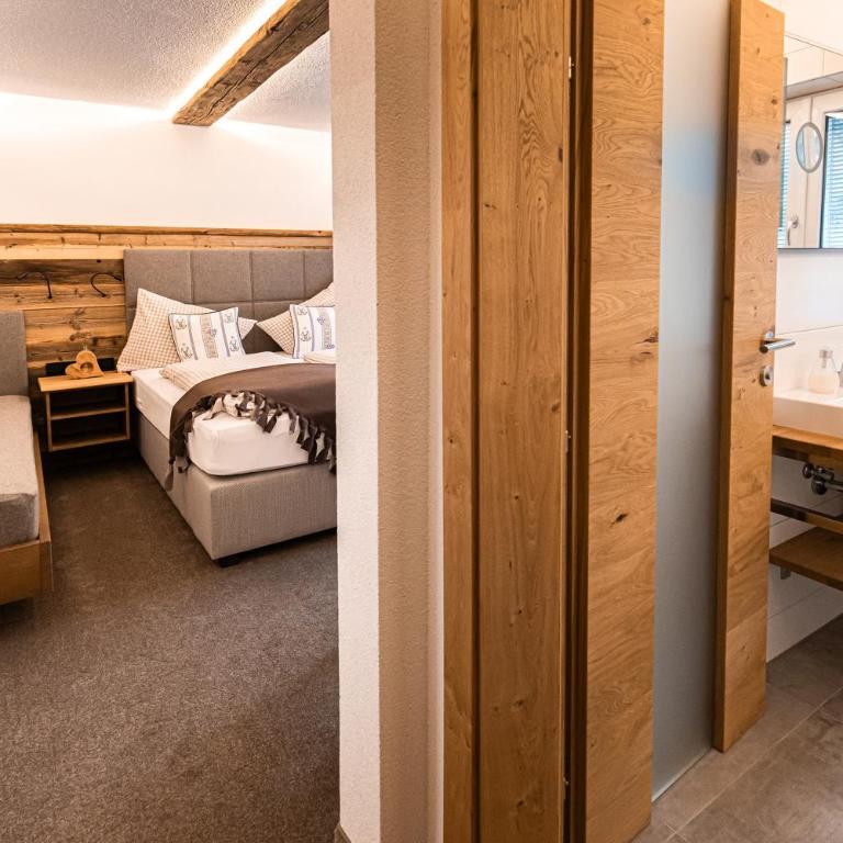 Gästehaus Fellner - Dreibettzimmer - 7