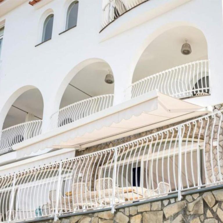 Amore Rentals - Villa dei Sogni - Villa con Piscina Privata - 42