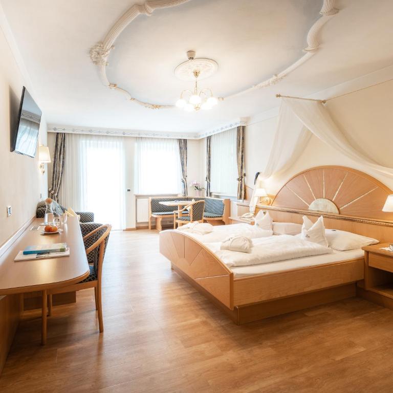 Sonnenhotel Adler Spa & Nature Adults only - Junior Suite mit Bergblick - 1