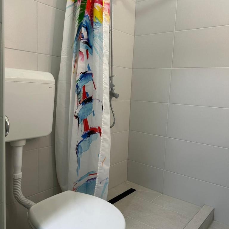 Guesthouse Hurma Rooms - Dvokrevetna Soba sa Zasebnim Krevetima i Kupatilom - 10