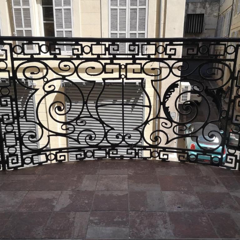 LES TOITS DU VIEUX-PORT - Appartement avec Balcon - 6