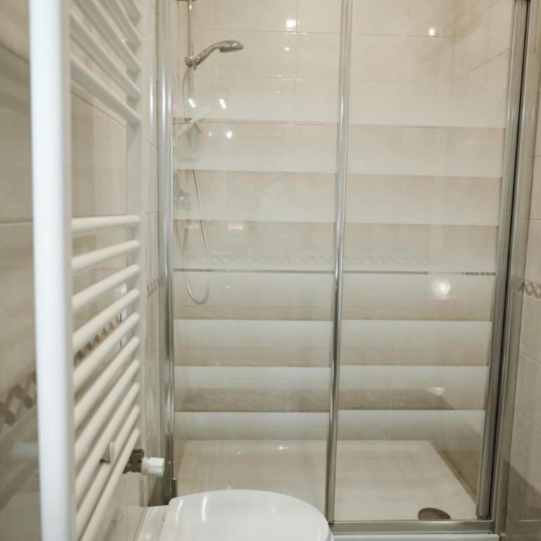 L'albero di Giada - Double Room with Private Bathroom - 11