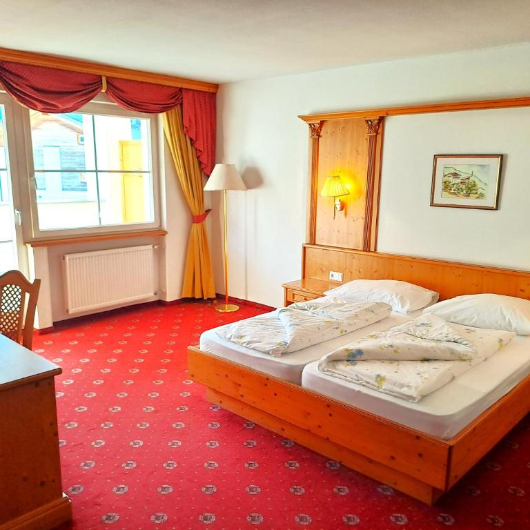 Hotel Tanja-Sonnenhof - Doppelzimmer mit Balkon - 2