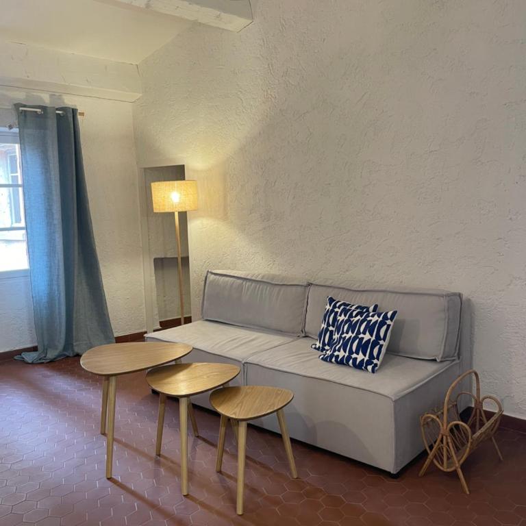 Sole Mio, T2 avec loggia et petit aperçu mer - One-Bedroom Apartment - 6