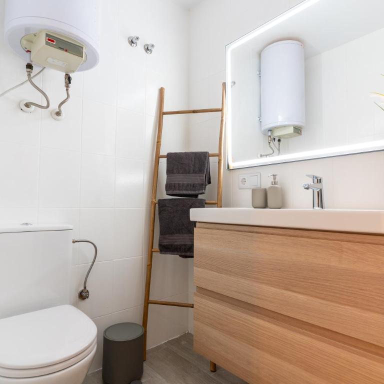 NUEVO 100% estrenar. Terraza, Ascensor, A/A, Vistas al mar - Apartamento de 1 dormitorio - 13