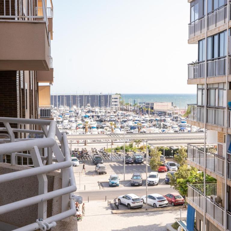 NUEVO 100% estrenar. Terraza, Ascensor, A/A, Vistas al mar - Apartamento de 1 dormitorio - 2