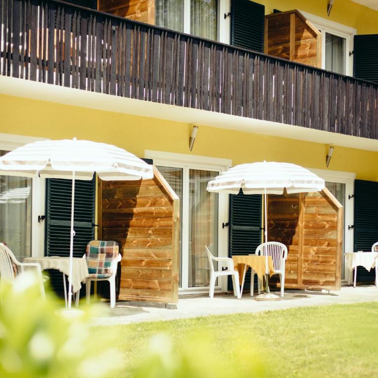 Pension Regia - Doppelzimmer mit Terrasse - 1