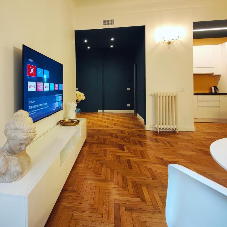 Luxury Apartment 2 bedrooms and 2 baths in Milan downtown with AC, WiFi, Subway aiport conneted - Appartamento con 2 Camere da Letto - 2