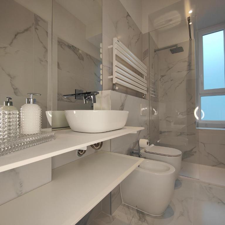 Luxury Apartment 2 bedrooms and 2 baths in Milan downtown with AC, WiFi, Subway aiport conneted - Appartamento con 2 Camere da Letto - 19