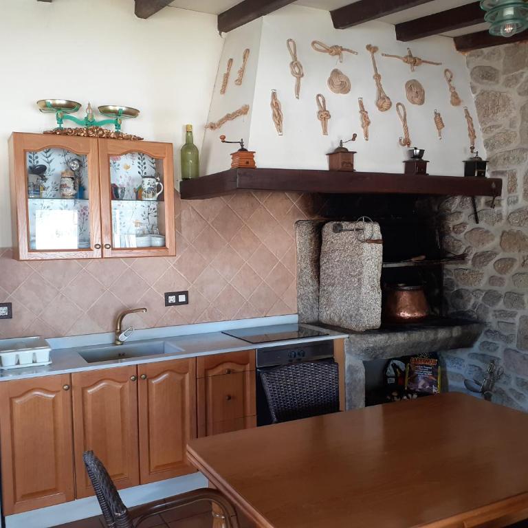 Casa rural con piscina Viña de Millan - Three-Bedroom House - 55