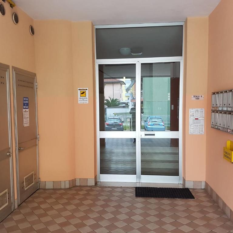 SOTTOMARINA Spiaggia Mare - Appartamento con 2 Camere da Letto - 2