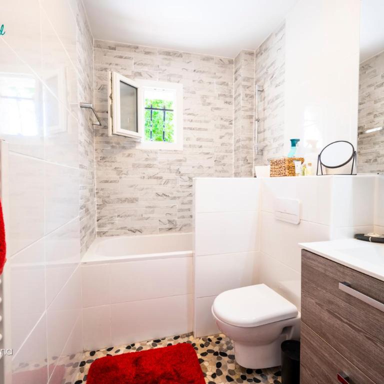MA VILLA DU SUD Piscine privée chauffée avril fin octobre - Borne électrique - 3 chambres 2 WC 3 CLES CLEVACANCES - Villa 3 Chambres - 33