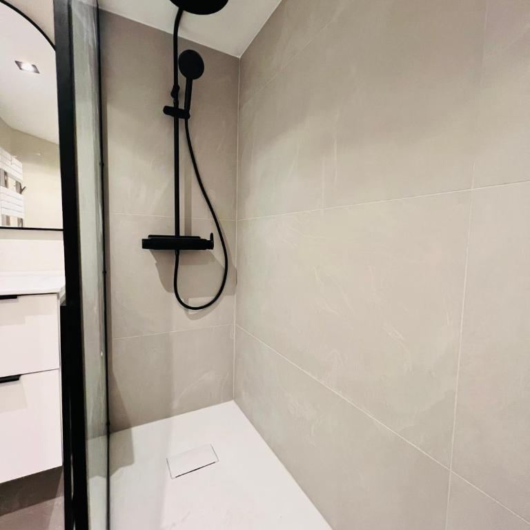 Chez Sandrine, mon appartement élégant + parking - Apartamento de 2 dormitorios - 20