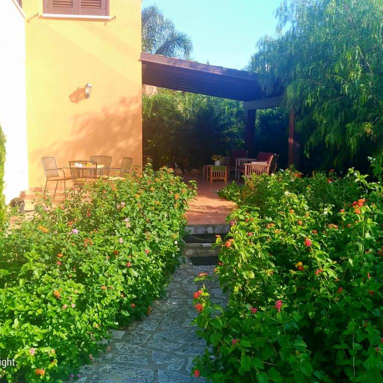 ViViHolidays - Villa con 2 Camere da Letto - 7