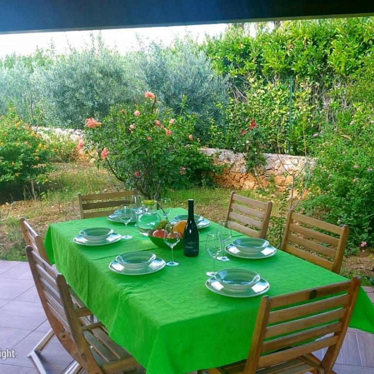 ViViHolidays - Villa con 2 Camere da Letto - 8