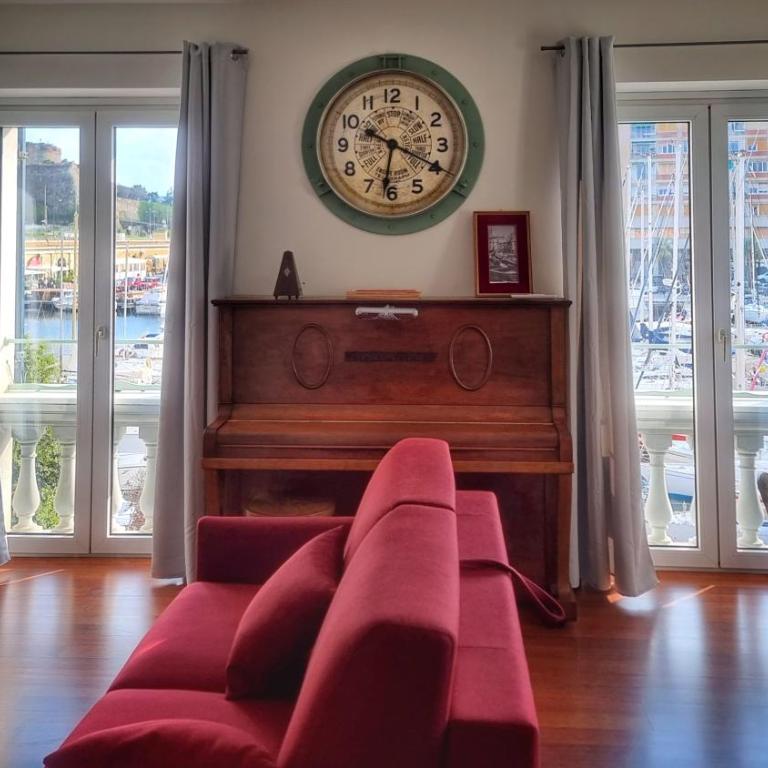 Vista sulla marina, AC, ascensore - Appartamento con 2 Camere da Letto - 11