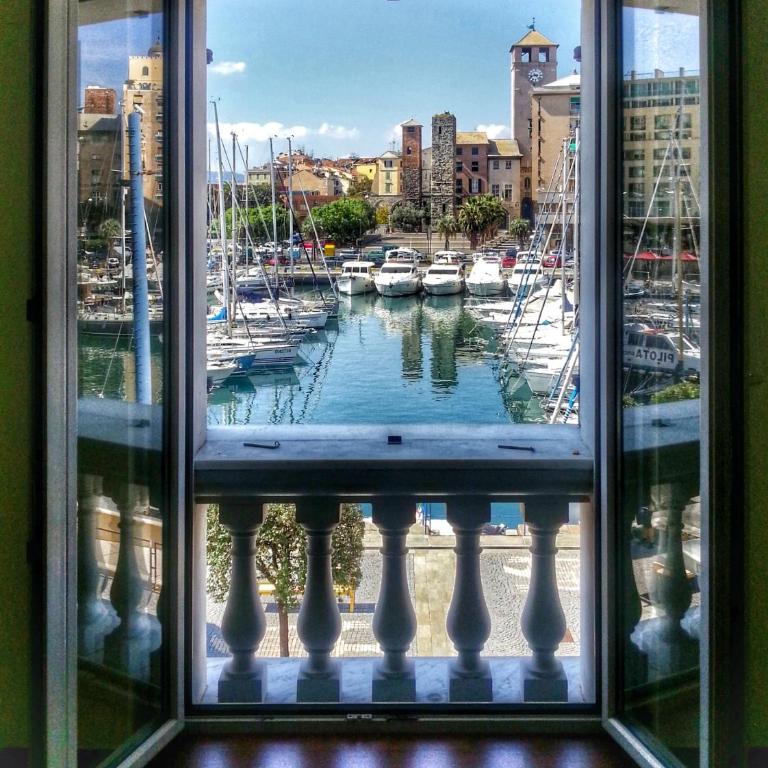 Vista sulla marina, AC, ascensore - Appartamento con 2 Camere da Letto - 1