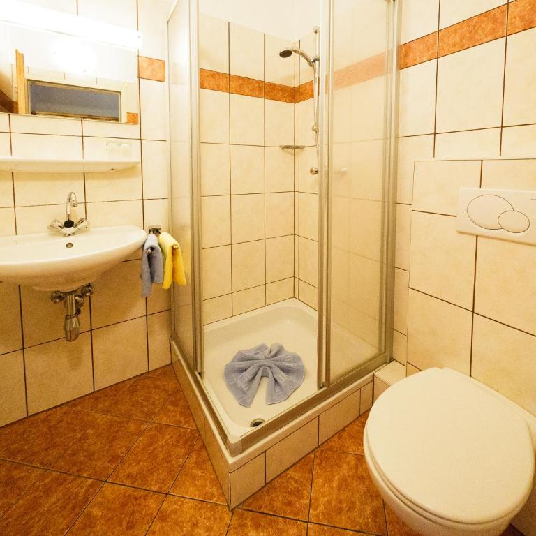 Pension Regia - Doppelzimmer mit Balkon - 7