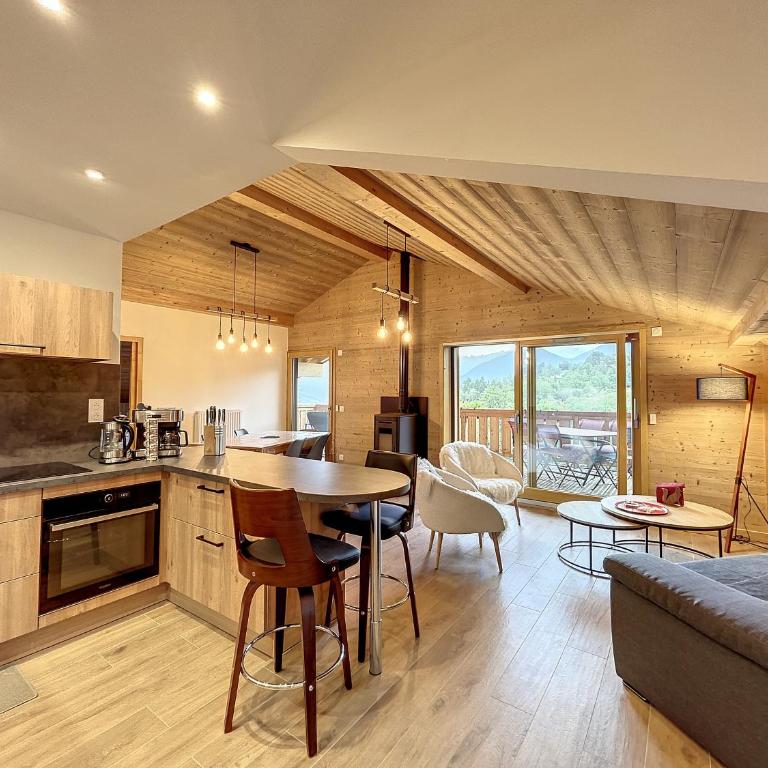 Appartement neuf avec vue Mont Blanc, parking et wifi à Combloux - Appartement 3 Chambres - 3