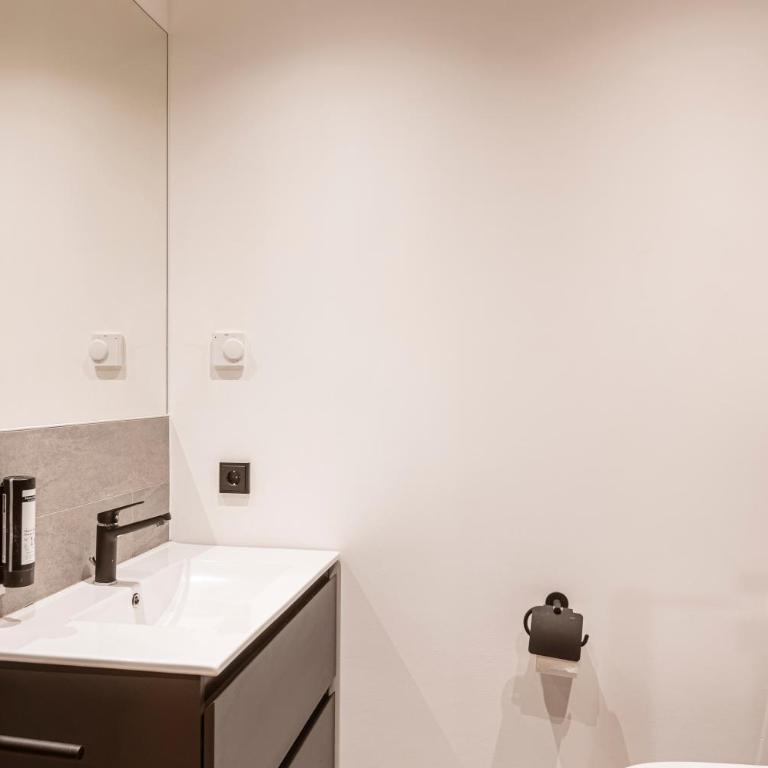 Saalbach Suites by ALPS RESORTS - Two-Bedroom Suite with IR-Sauna - 9