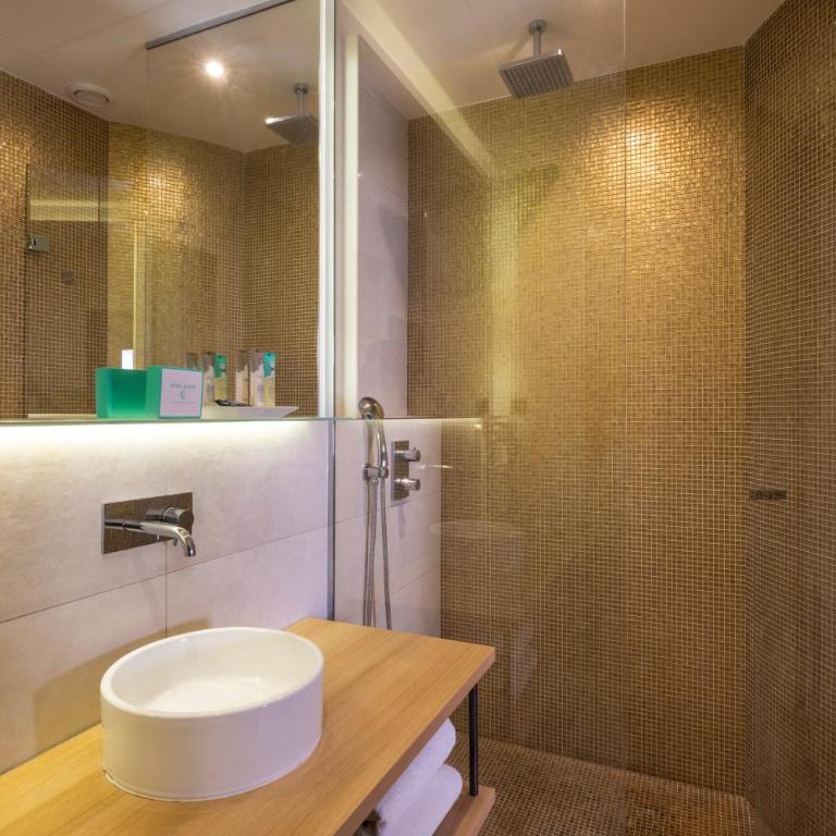 Hôtel Elixir - Chambre Deluxe - 10