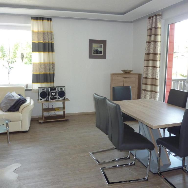 Ferienwohnung mit Blick auf die Buchensteinwand - Apartment - 3