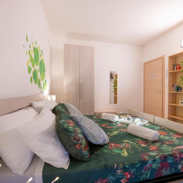 Borgo Trento Home, vicinissimo ospedale Borgo Trento e centro storico - Camera Matrimoniale con Bagno Privato - 5