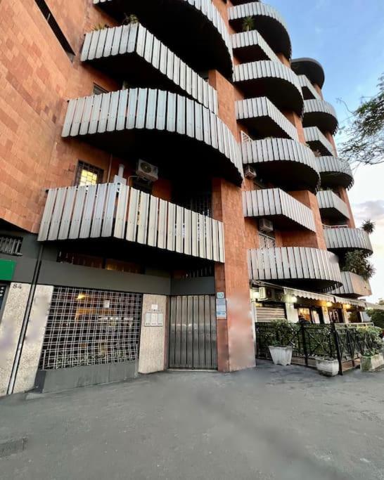 3 FERMATE DAL COLOSSEO - Casa Vacanze Elena - 50 m da METRO GARBATELLA - Casa con 2 Camere da Letto - 51