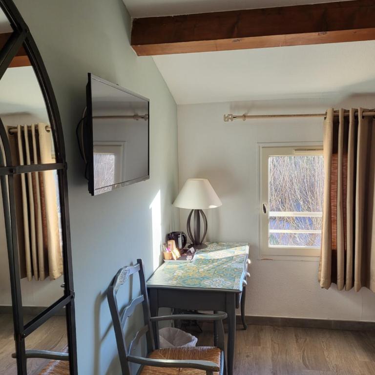 Logis Hotel la Ferme - Chambre Lit King-Size - 10