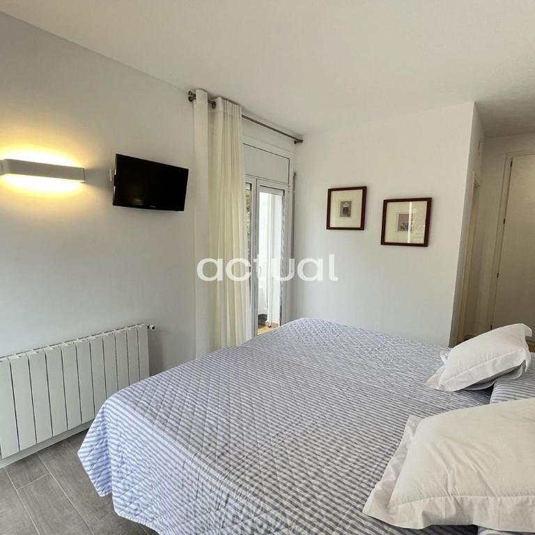 LAS PALOMAS 1-2 - Three-Bedroom Apartment - 13