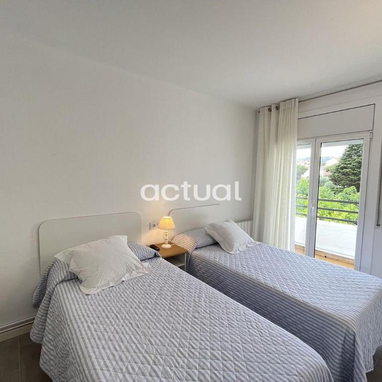 LAS PALOMAS 1-2 - Three-Bedroom Apartment - 14