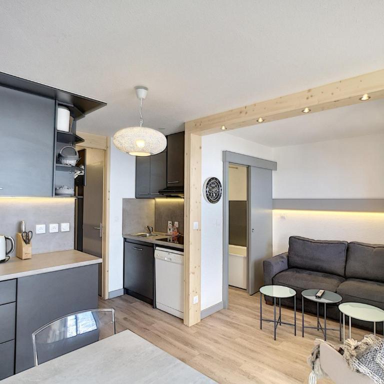 Sublime 2P 5 pers rénové, ski aux pieds, wifi - Appartamento con 1 Camera da Letto - 1