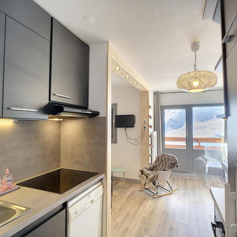 Sublime 2P 5 pers rénové, ski aux pieds, wifi - Appartamento con 1 Camera da Letto - 8