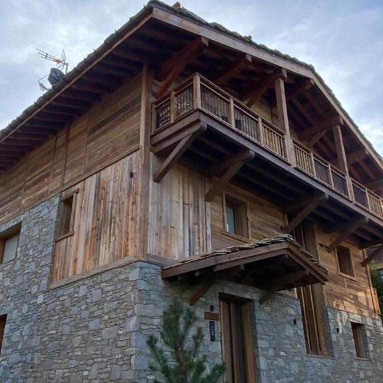 Sublime chalet avec sauna et animaux admis à Courchevel - FR-1-568-33 - Chalet - 4