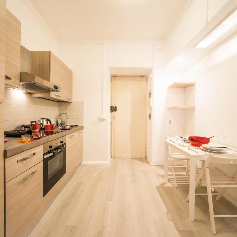 GuestHost - La finestra sui palazzi di Roma Apartment - Appartamento con 1 Camera da Letto - 3
