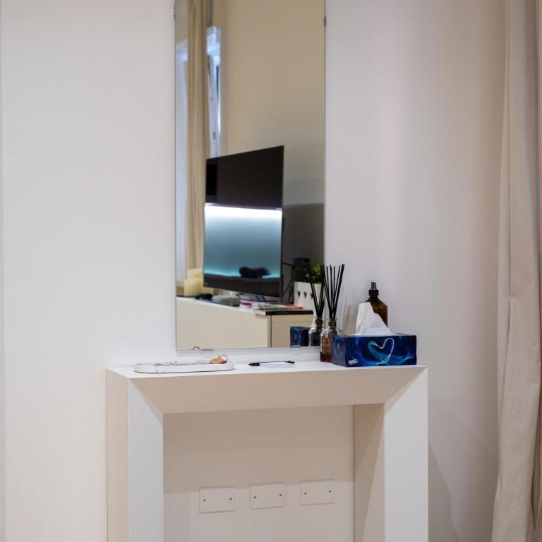 Veroniamo - One-Bedroom Apartment - 13