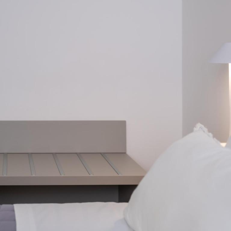 Veroniamo - One-Bedroom Apartment - 24