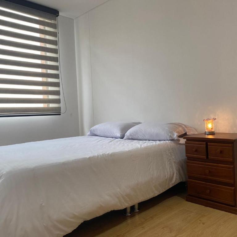 Apartamento Park Way Bogotá Embajada - Apartment with Balcony - 23