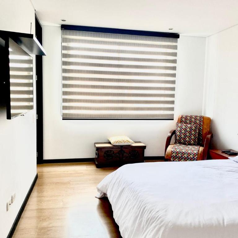Apartamento Park Way Bogotá Embajada - Apartment with Balcony - 10