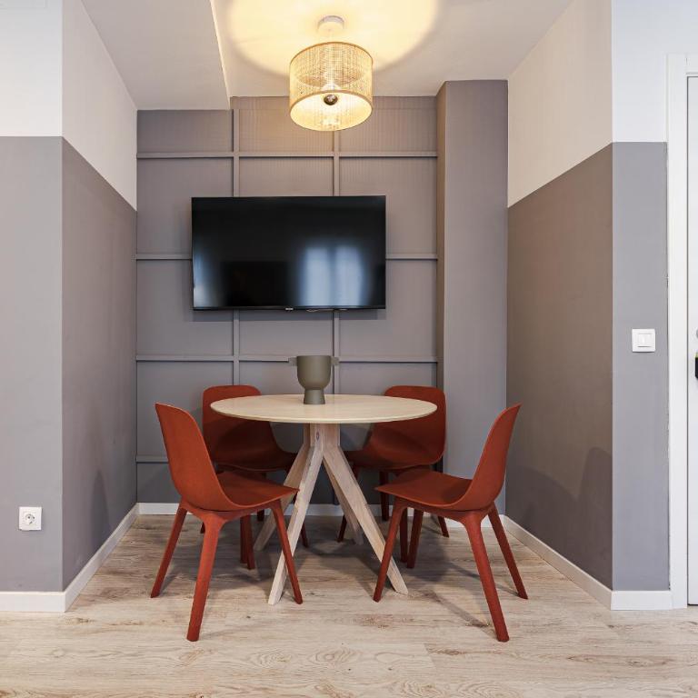 MAD Apartments by Olala Homes - One-Bedroom Apartment - 15
