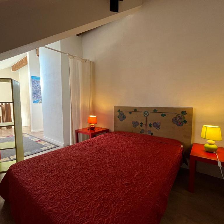 T2 Duplex à Barcelonnette avec Parc et Garage - Apartamento de 1 dormitorio - 13