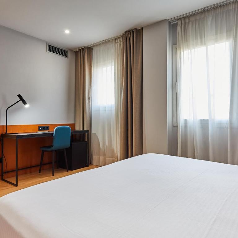 Silken Sant Gervasi - Superior Double or Twin Room - 4